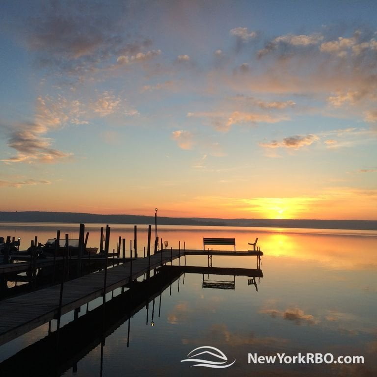 The Best Boat Friendly New York Vacation Rentals with Private Boat Docks - Irwin Bay Cottages