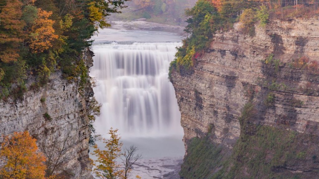 Let's Talk About the Best Waterfalls to Visit in the Finger Lakes: Our Top Picks! 7 Must Visit Letchworth State Park One of the Best Finger Lakes Waterfalls