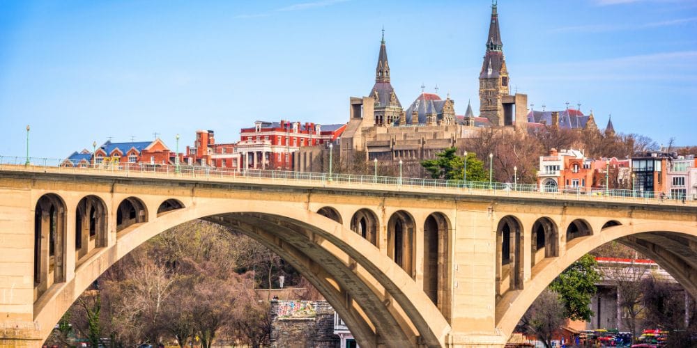 Amtrack Day Trips From NYC: The Best Weekend Getaways by Train 4 Georgetown Washington DC