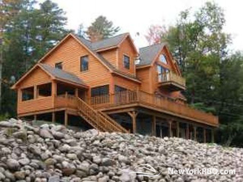 ADIRONDACK LODGE "CAMP DAVID", Old Forge Vacation Lodge | New York Rental  By Owner